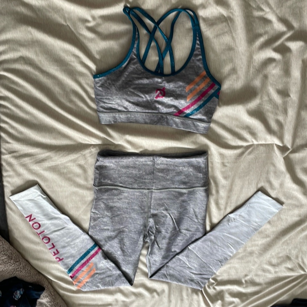 Peloton Bra/Legging Set size Small
